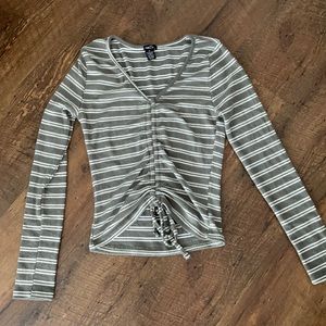 Green & white rue 21 long sleeve shirt